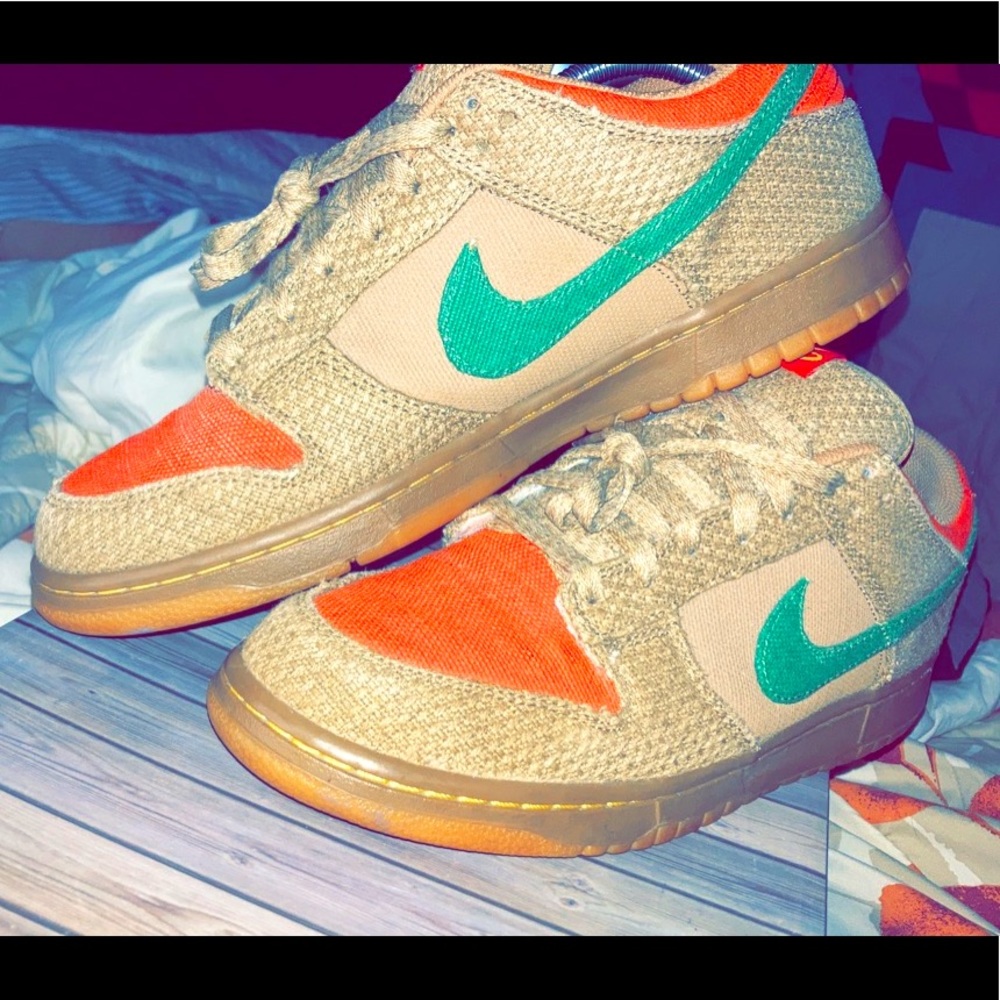 Nike dunk low hemp Rasta journeys exclusive